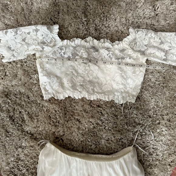 Cream/ivory 2-pc beach, backyard, destination wedding. - Picture 2 of 5